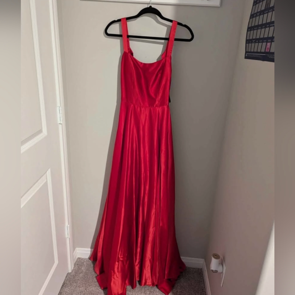 B. Darlin Red Formal Dress With Tags- Size 7/8